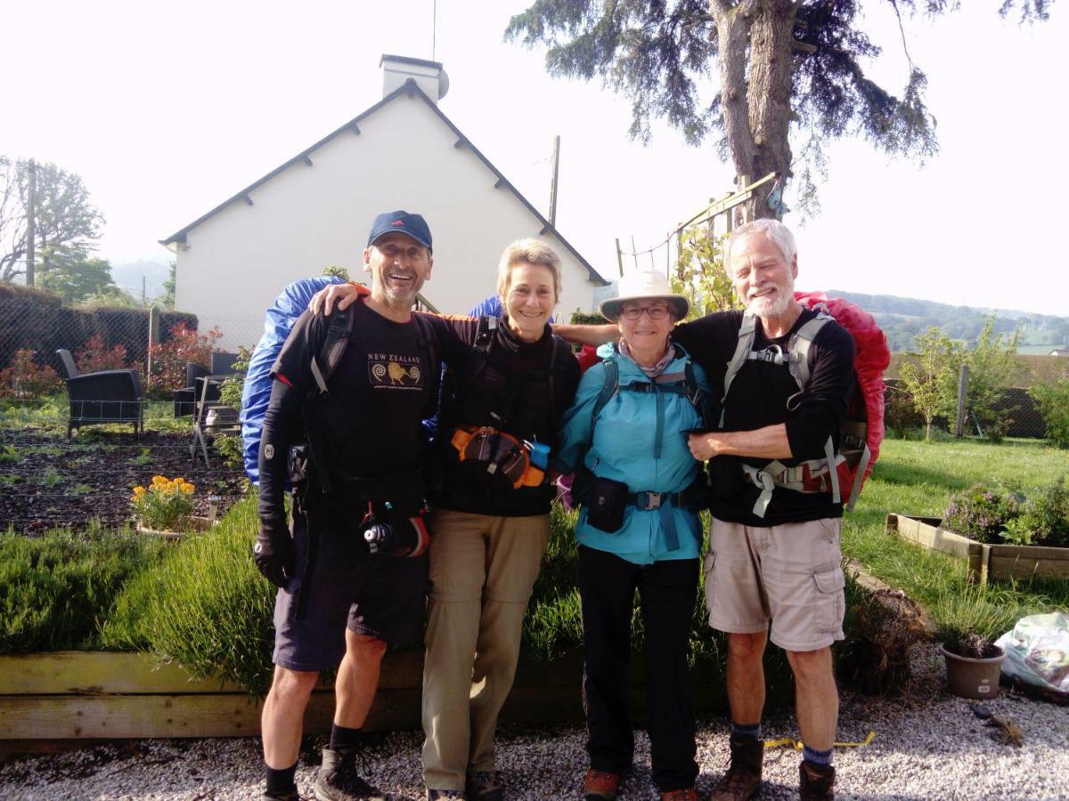 Gouarec Bed & Breakfast Lanrivain Esterno foto